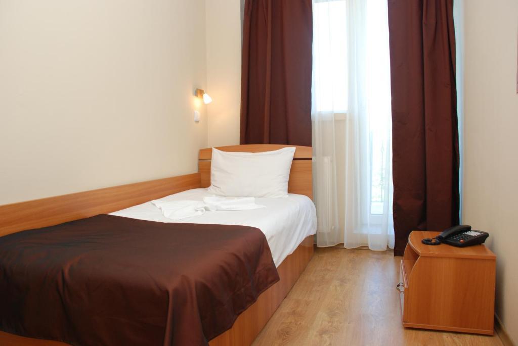 Hotel Liliacul Cluj-Napoca Habitación foto